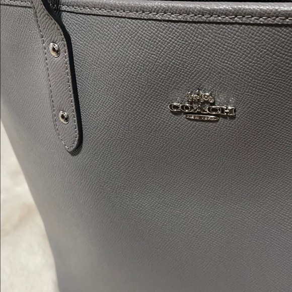 Coach tote - Picture 3 of 4